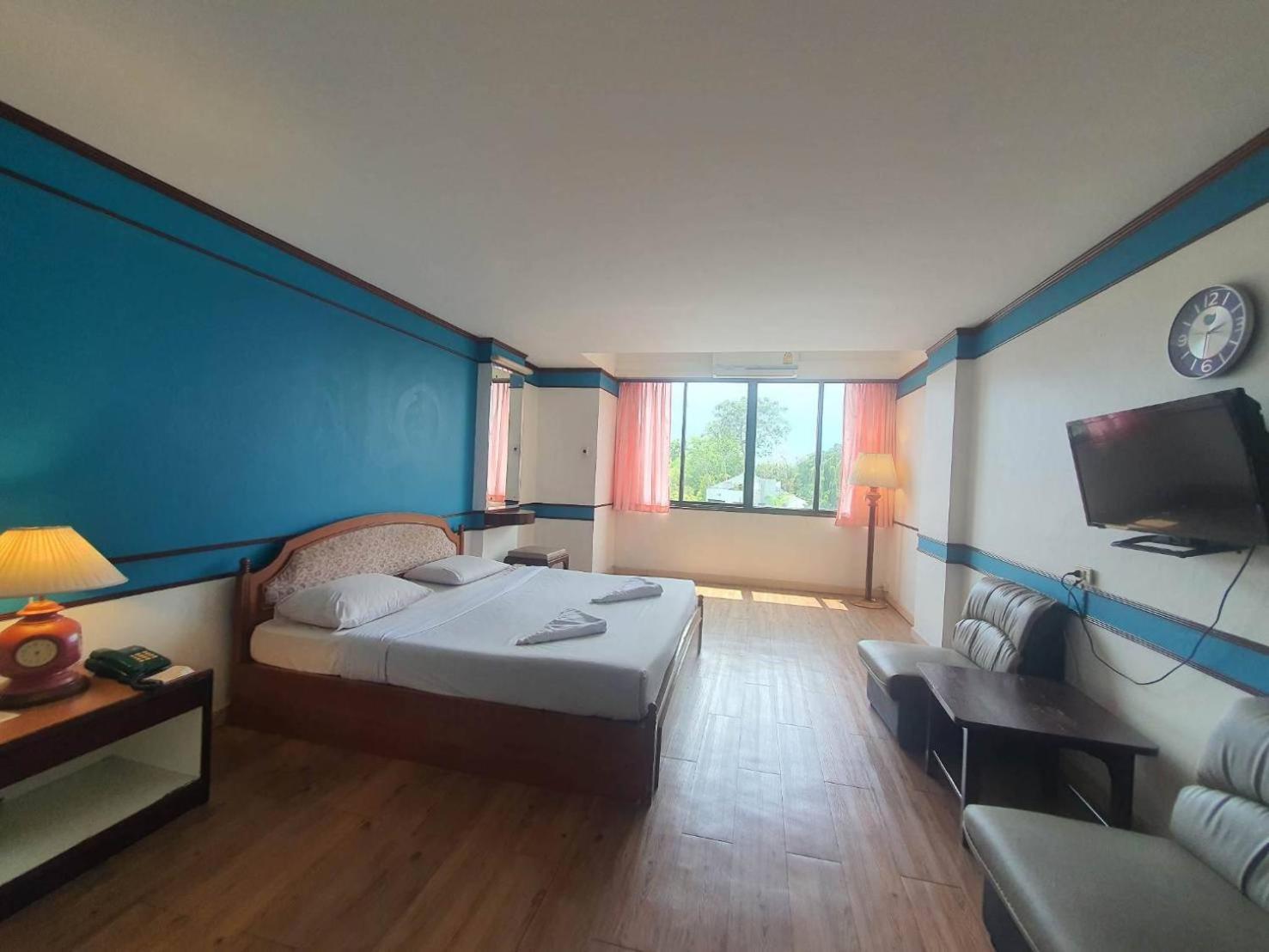 The Pacific Cool Chic Hotel Chiang Mai Exterior photo