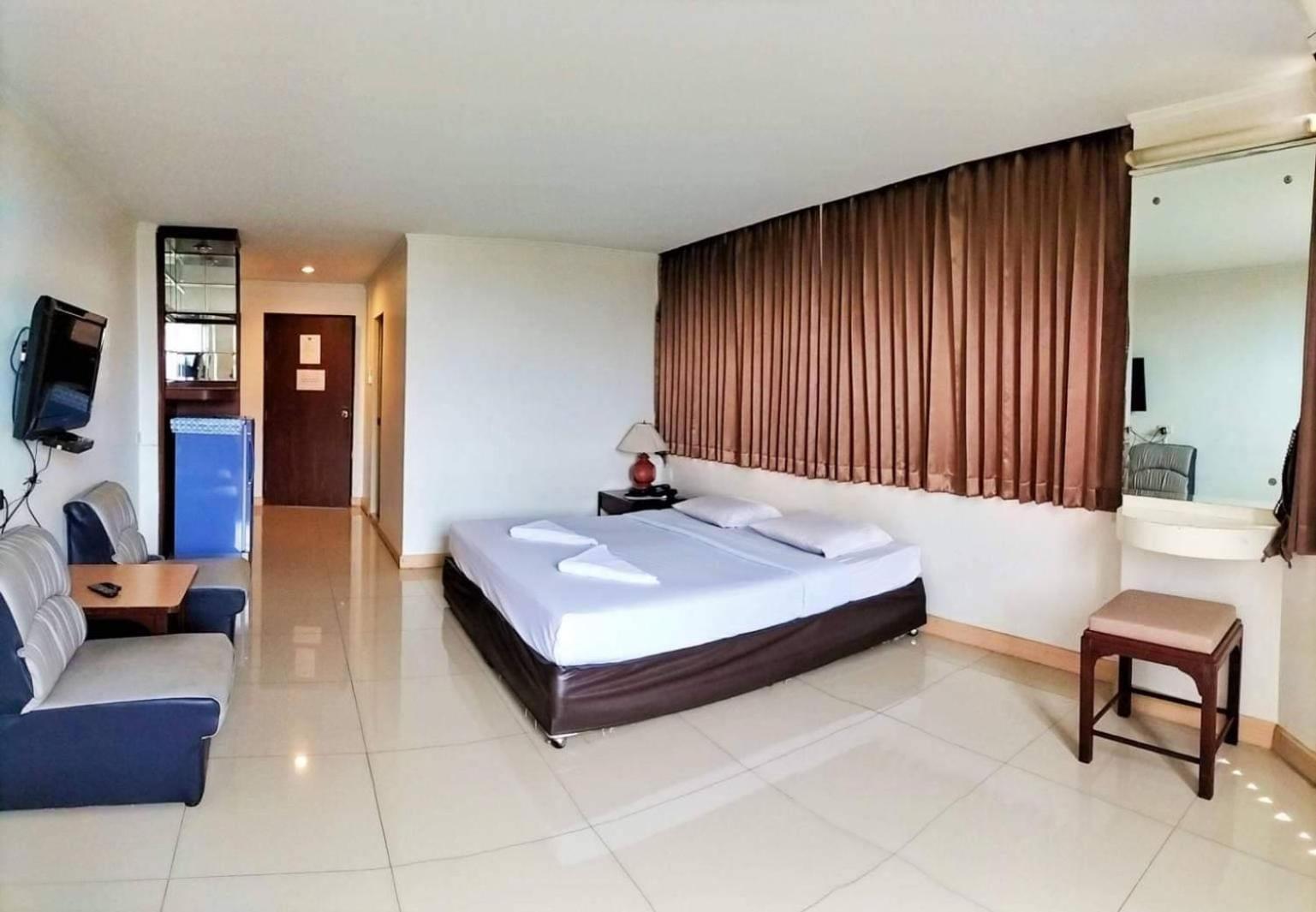 The Pacific Cool Chic Hotel Chiang Mai Exterior photo